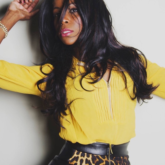 Meet your Posher, Carmen - Picture 1 of 1